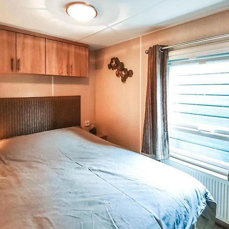 3 Bedroom Beautiful Home In Heinkenszand Luaran gambar