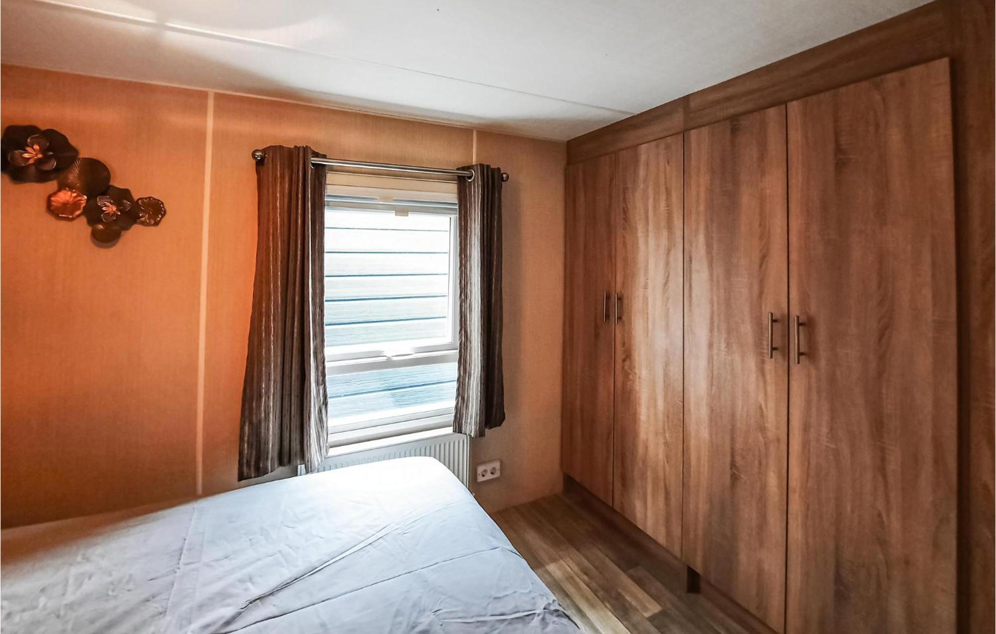 3 Bedroom Beautiful Home In Heinkenszand Luaran gambar